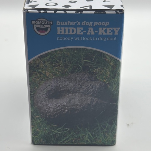 Buster's Dog Poop Hide-A-Key - Brown - Picture 3 of 7